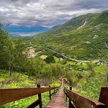 Face Of North Leilighet Gratangen