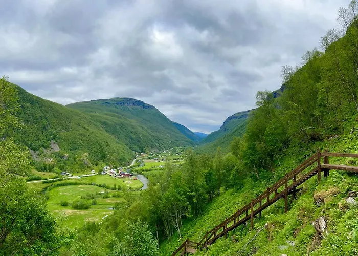 דירה Face Of North